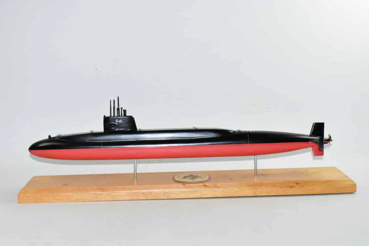 USS Simon Bolivar SSBN-641 Submarine Model,Navy,20,Scale Model,Mahogany,Benjamin Franklin Class