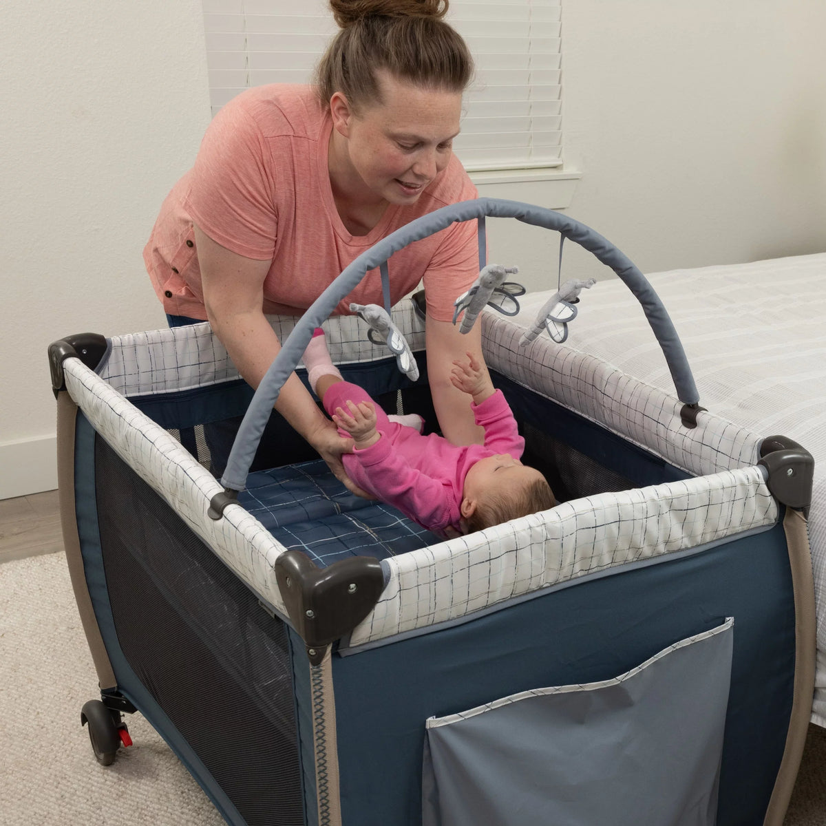 Monbebe Willow Rocking Play Yard with Full Size Bassinet; Plaid