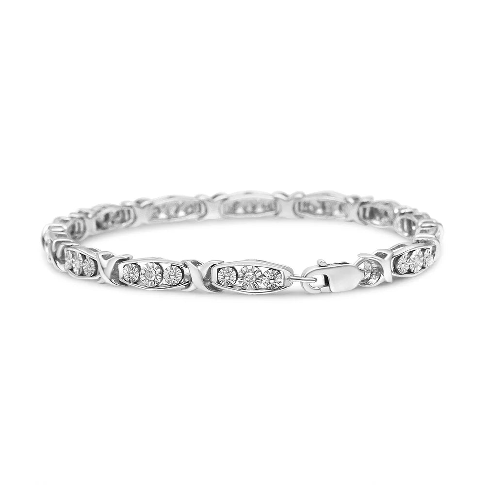 .925 Sterling Silver 1/10 Cttw Diamond Miracle Set 3 Stone Link Bracelet (I-J Color; I2-I3 Quality) - 7.25" cmes