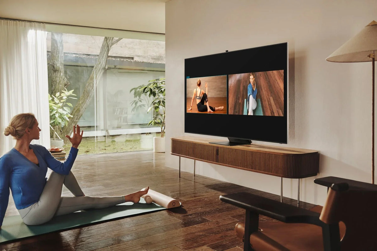 QN50QN90BAFXZA 50" QLED Quantum Matrix Neo 4K Smart TV with a VG-ARAB22STD Auto-Rotating Studio Stand for 43"-55" TVs (2022)