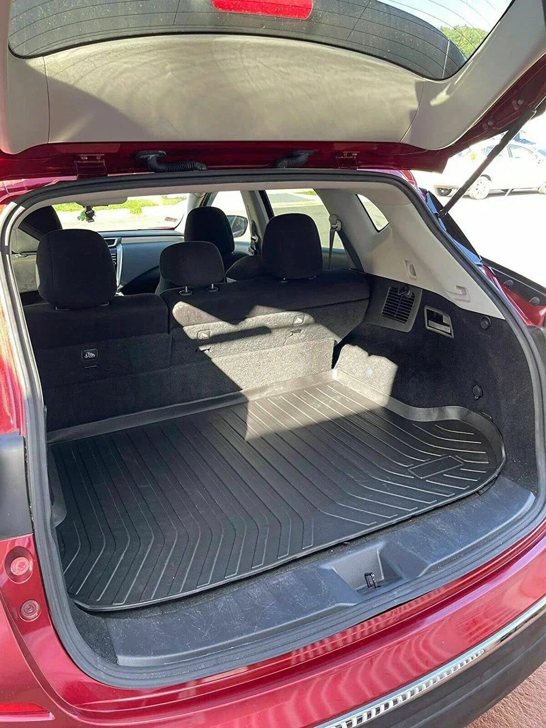 EACCESSORIES EA Cargo Liner – Trunk Mat for Nissan Murano 2015-2024 – Weather-Resistant Trunk Mats for Cars with Raised Lip – Non-Slip Car Trunk Mat Rubber – Easy to Install – Laser Pre-Cut Design