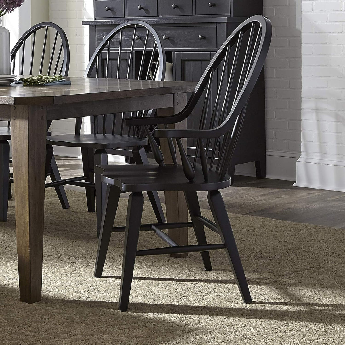 Windsor Back Arm Chair; W25 X D25 X H41; Black